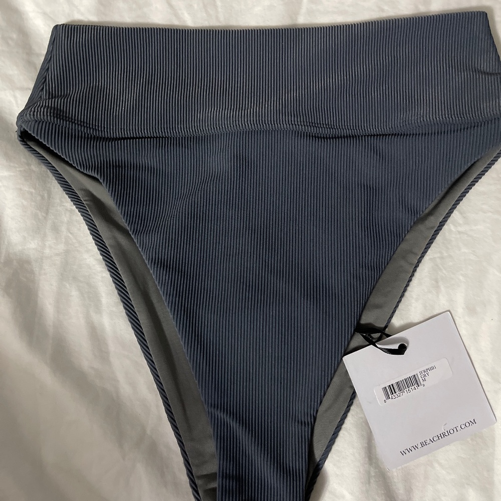 Beach riot NWT bikini high waisted bottoms grey